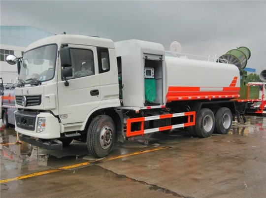 新品下線!華全110千瓦霧炮車專用燃氣發電機組已發貨